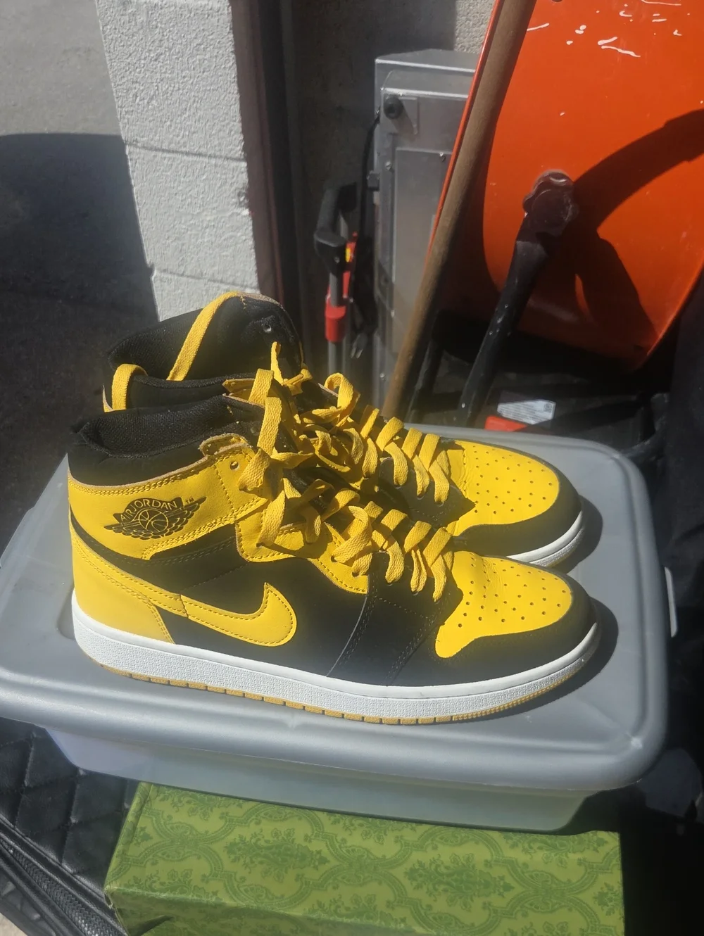Jordan Men's High-Top Sneakers in Black/Yellow